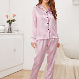 Conjunto de pijama de saten de rayas con boton