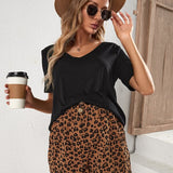 Maternidad camiseta escote V con shorts con botón con estampado de leopardo