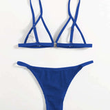 Swim Basics Banador bikini triangulo con textura de cuello V