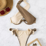 Vestido de baño bikini halter de dos tonos con tira cruzada con cordón lateral