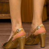 Sandalias de tacon grueso con tira trasera en relieve de piel de serpiente metalica para mujer, sandalias de tacon de fiesta glamurosas