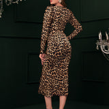 Modely Vestido con estampado de leopardo de cuello cruzado de muslo con abertura