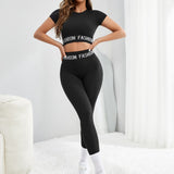 Yoga Basic Leggings con camiseta deportiva con estampado de letra