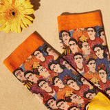 Frida Kahlo X  Calcetines de tripulacion con estampado de figura