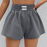 EZwear Shorts con diseno de parche de letra de cintura elastica