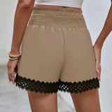 VCAY Shorts ribete con encaje de cintura elastica