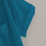 Agua verde azul / L Camiseta bajo curvo con diseño de bolsillo