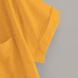 Mostaza Amarilla / L Camiseta bajo curvo con diseño de bolsillo