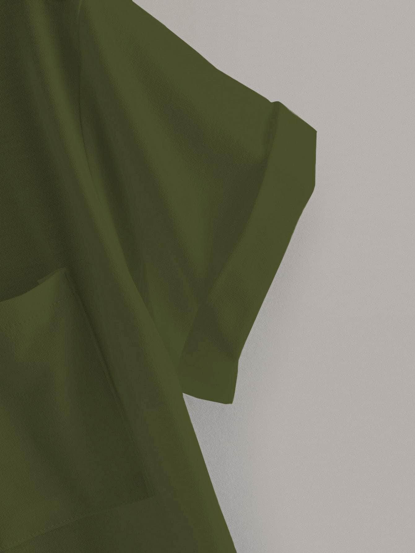 Verde militar / L Camiseta bajo curvo con diseño de bolsillo