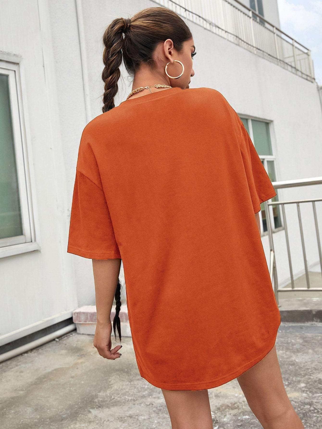 Naranja Quemada / M Camiseta de hombros caídos con estampado de letra