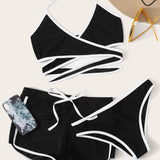 Negro / S Conjunto de bikini halter cruzado con tubería en contraste con shorts 3 paquetes