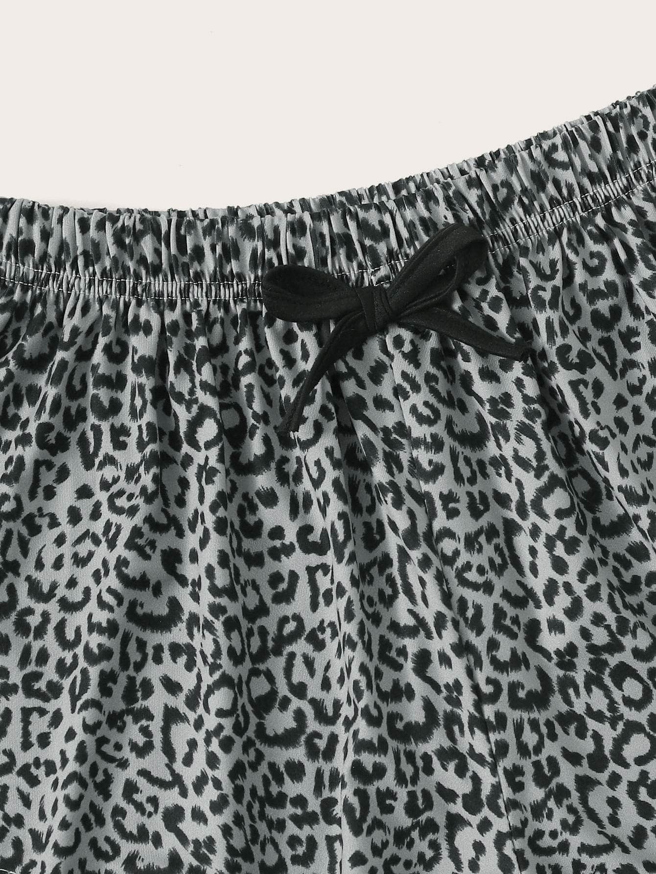 Conjunto de pijama con diseño de nudo con estampado de leopardo y letra
