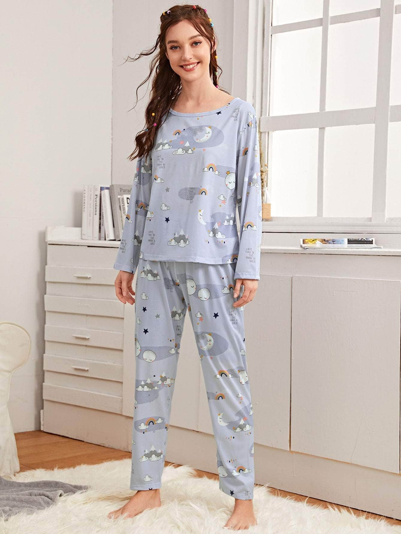 Conjunto de pijama con estampado de arcoíris con luna de dibujos animados