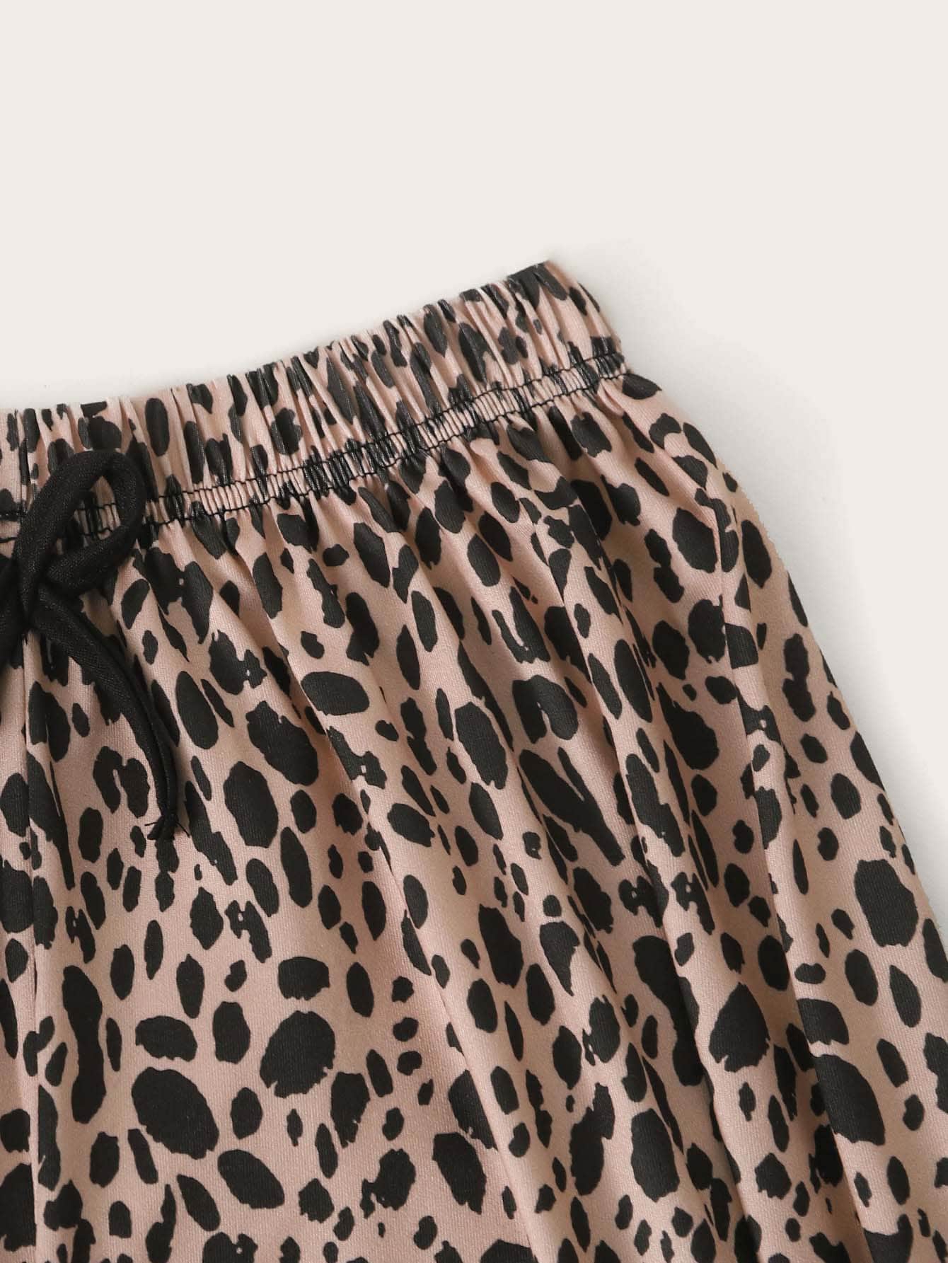 Conjunto de pijama con estampado de leopardo y letra