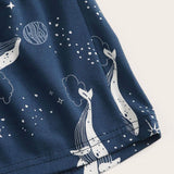 Conjunto de pijama de tirante con estampado de delfín de dibujos animados con máscara de ojo