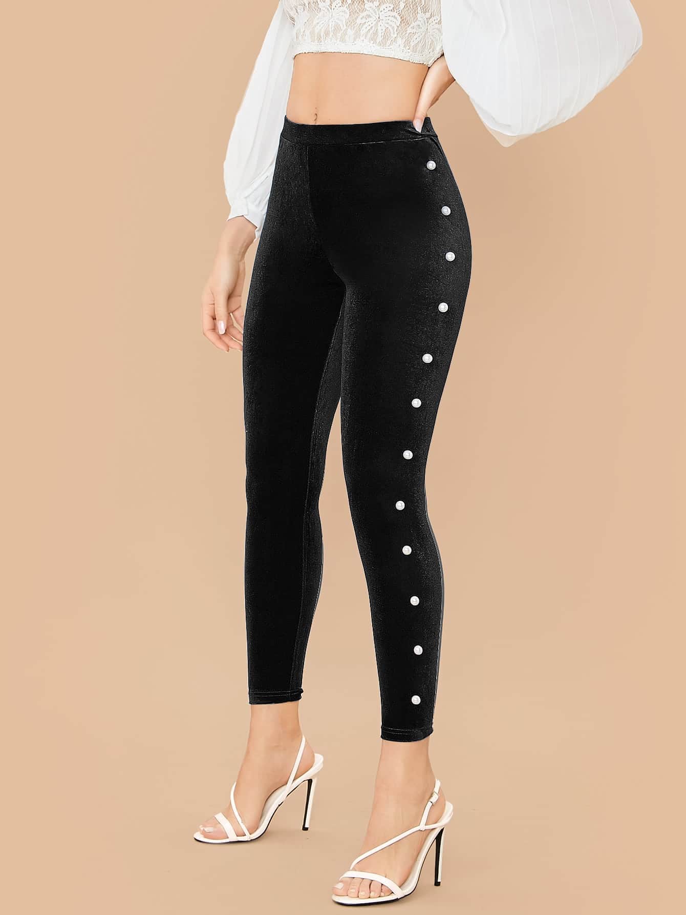 Negro / XS Pantalones ajustados de terciopelo con perla